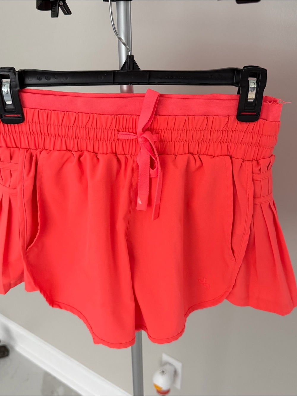 JoyLab Coral Athletic Shorts with Drawstring Waist